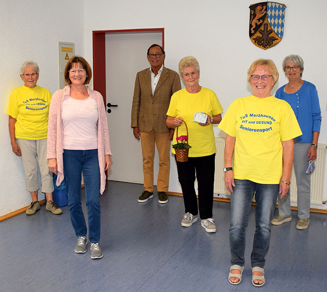 v.l.n.r. Marianne Nöll, Heidi Friedrich, Hans-Herbert Nebel, Christine Henrich, Maritta Kaminski und Christel Müller v.l.n.r. Marianne Nöll, Heidi Friedrich, Hans-Herbert Nebel, Christine Henrich, Maritta Kaminski und Christel Müller